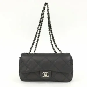 Chanel wild stitch shoulder bag 收購參考價格