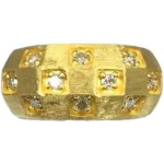 24-karat gold（K24）diamond ring