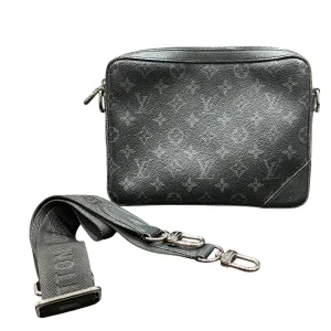 LOUIS VUITTON Trocadero Monogram