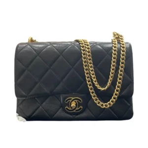 CHANEL Matelasse